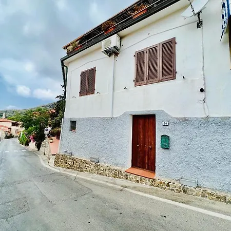 Apartment La Baia
